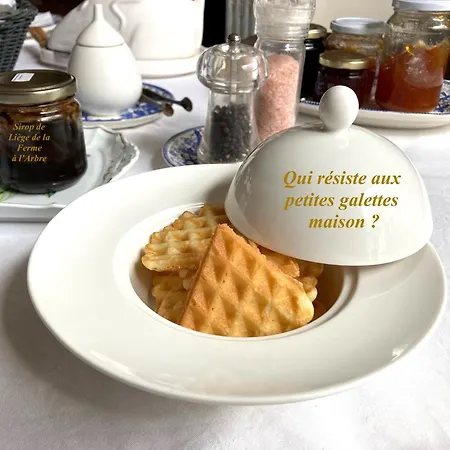 Alojamento de Acomodação e Pequeno-almoço Matin Tranquille 3*
