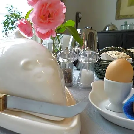 Matin Tranquille Bed and Breakfast