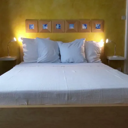 Matin Tranquille Bed & Breakfast 3*