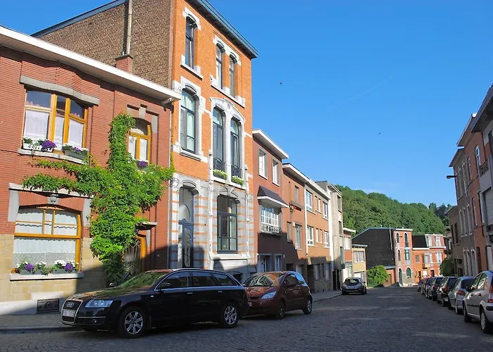Alojamento de Acomodação e Pequeno-almoço Matin Tranquille Liège